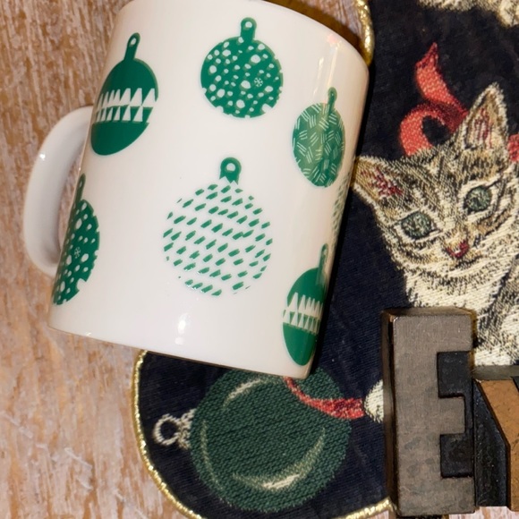 🆕🎄☕️🧜♀️STARBUCKS 12 oz. 2016 Holiday Ornament Ceramic Coffee Mug - Picture 1 of 8